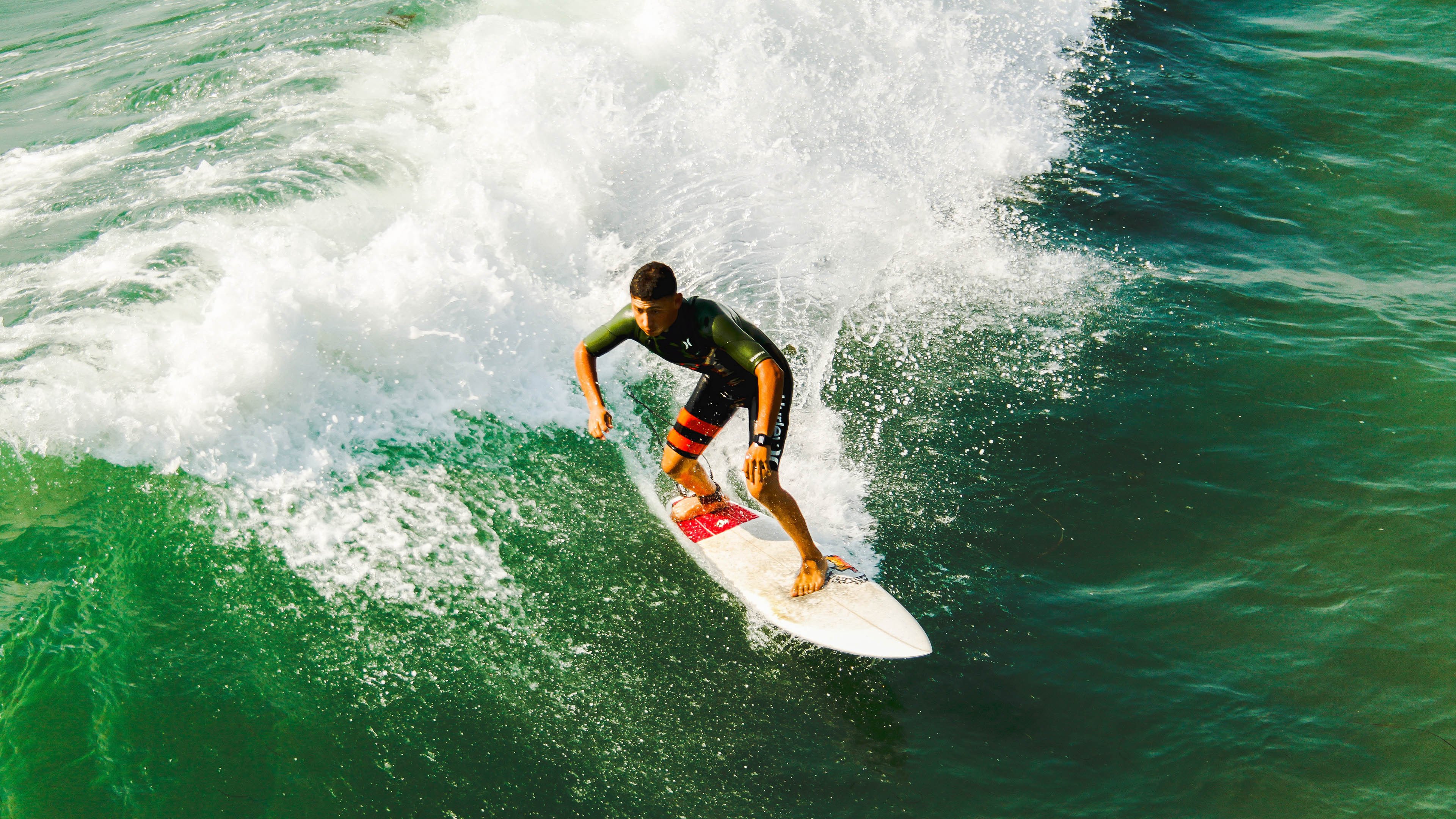 NBA季后赛常规赛对决在即!费内巴切演练定位球,巴塞罗那密集防守应对